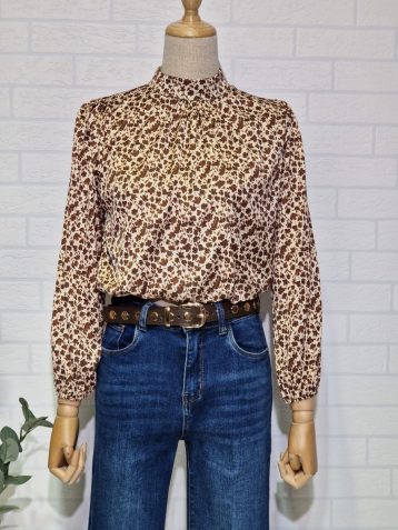 Blusa Crop Flores Marrón